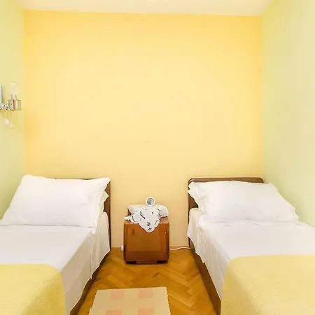 Studenka Apartman Makarska