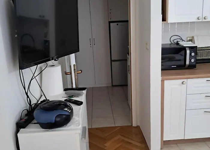 Studenka Lägenhet Makarska